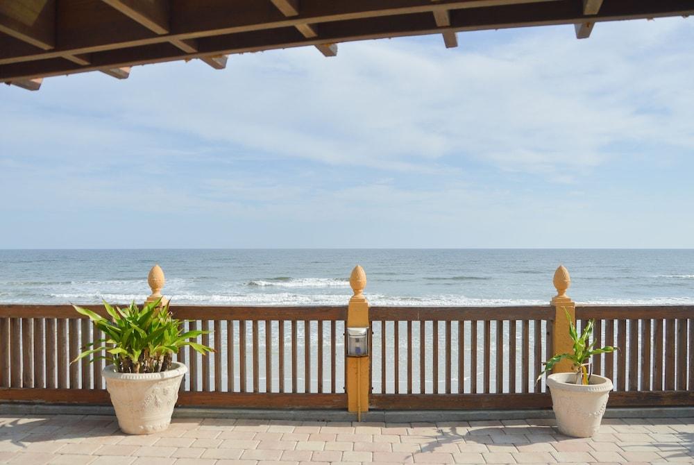La Bella Oceanfront Inn - Daytona Daytona Beach Extérieur photo