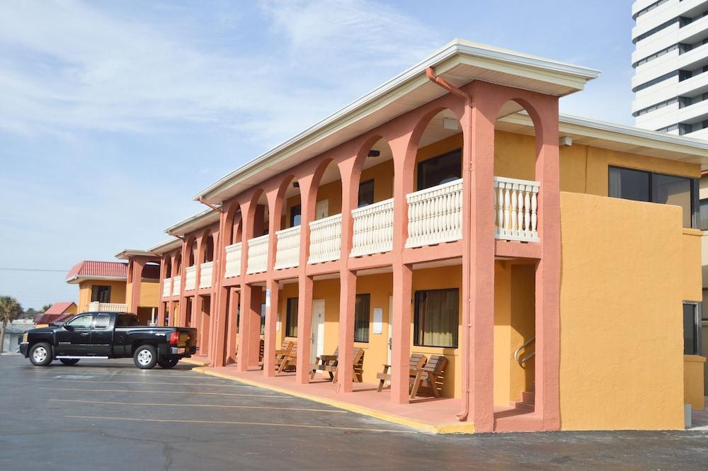 La Bella Oceanfront Inn - Daytona Daytona Beach Extérieur photo