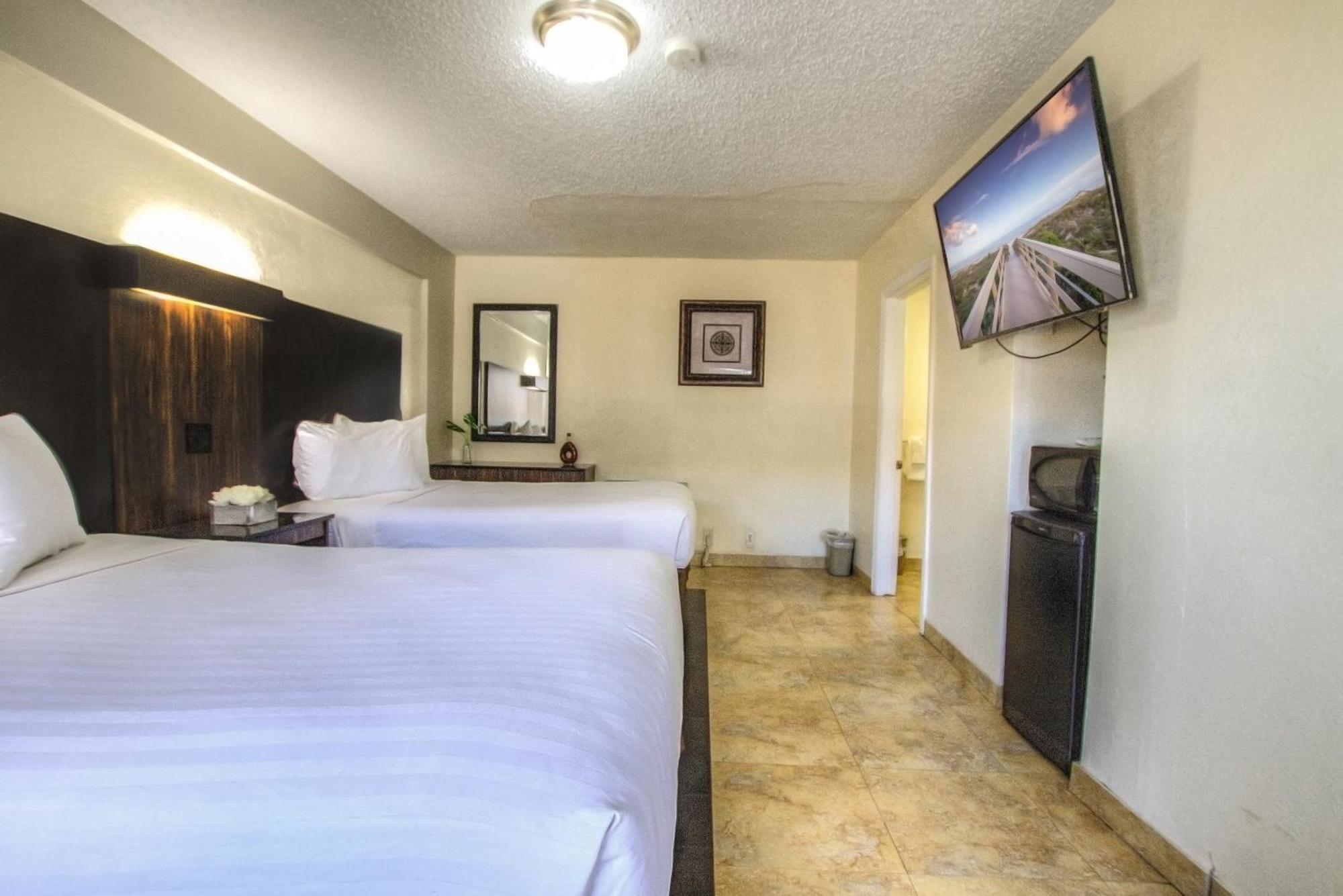 La Bella Oceanfront Inn - Daytona Daytona Beach Extérieur photo