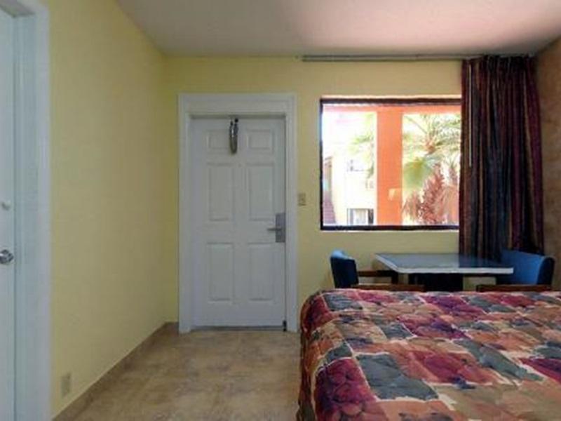 La Bella Oceanfront Inn - Daytona Daytona Beach Extérieur photo